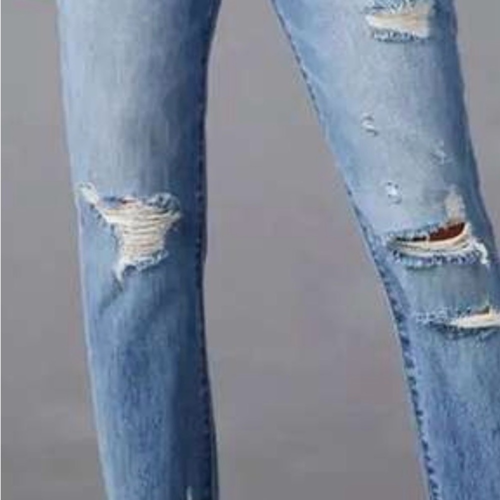 Women's Light Blue Ripped Skinny Jeans